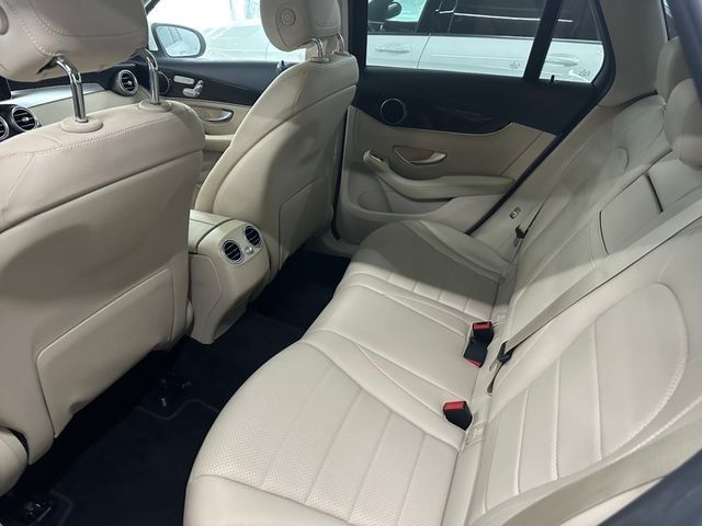 M-BENZ賓士 GLC300  第7張相片