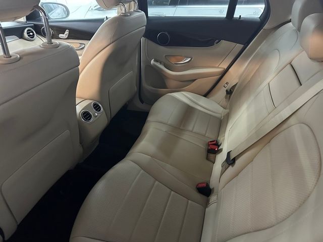 M-BENZ賓士 GLC300  第7張相片