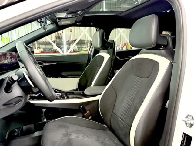 KIA起亞 EV6  第9張相片