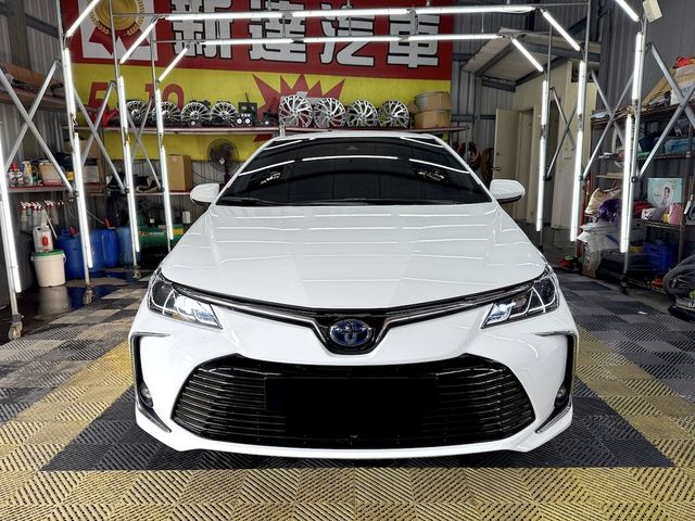 TOYOTA豐田 COROLLA ALTIS HYBRID  第3張相片