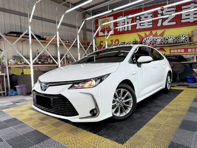 TOYOTA豐田 COROLLA ALTIS HYBRID  第20張相片