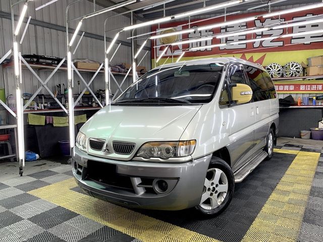 MITSUBISHI三菱 SPACE GEAR  第1張相片