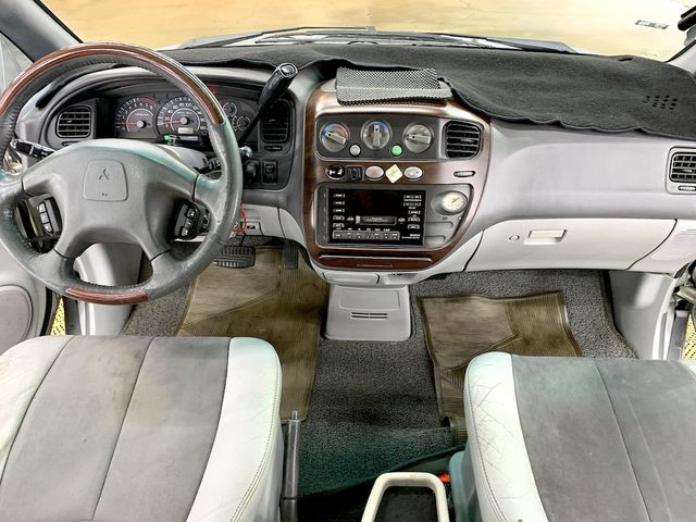 MITSUBISHI三菱 SPACE GEAR  第5張相片