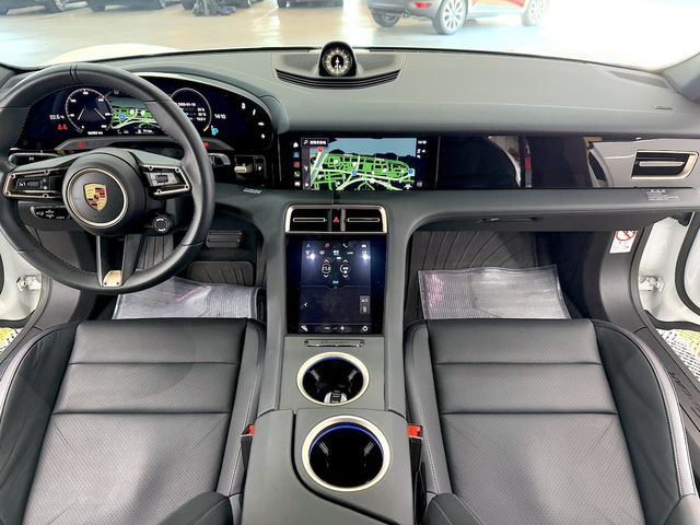 PORSCHE保時捷 TAYCAN  第5張相片
