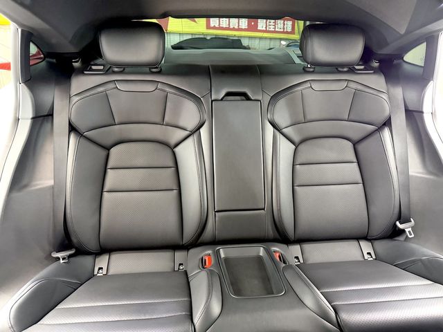 PORSCHE保時捷 TAYCAN  第10張相片