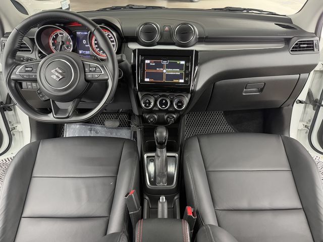 SUZUKI鈴木 SWIFT  第2張相片