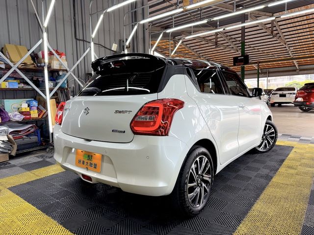 SUZUKI鈴木 SWIFT  第3張相片