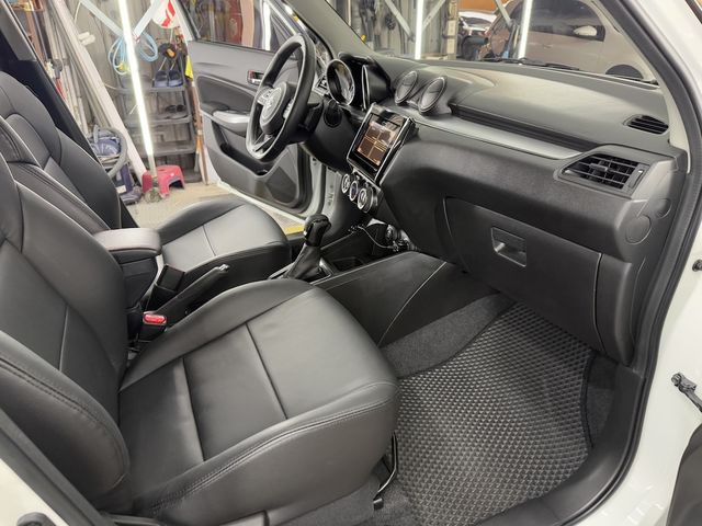 SUZUKI鈴木 SWIFT  第16張相片