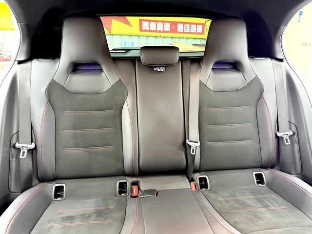 M-BENZ賓士 A180  第7張相片