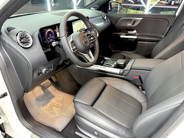 M-BENZ賓士 EQA250  第13張相片