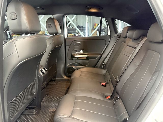 M-BENZ賓士 EQA250  第14張相片