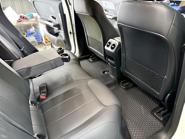M-BENZ賓士 EQA250  第15張相片
