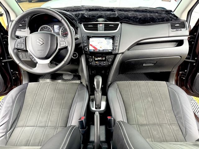SUZUKI鈴木 SWIFT  第3張相片