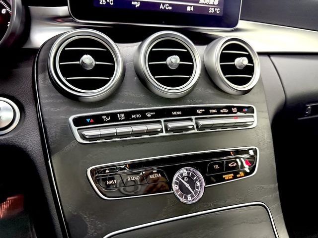 M-BENZ賓士 C300  第8張相片