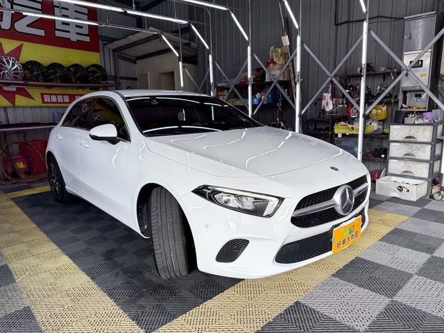 M-BENZ賓士 A200  第17張相片