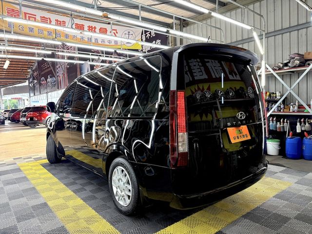 HYUNDAI現代 STARIA  第18張相片