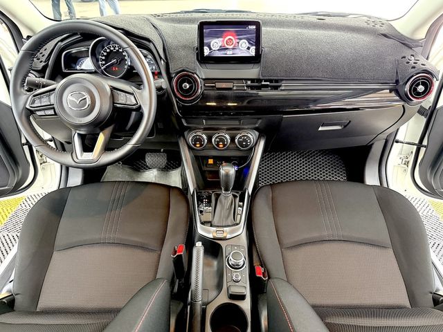 MAZDA馬自達 MAZDA 2  第2張相片