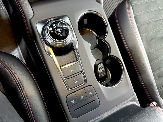 FORD福特 KUGA  第8張相片