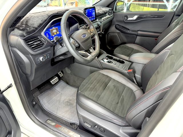 FORD福特 KUGA  第13張相片