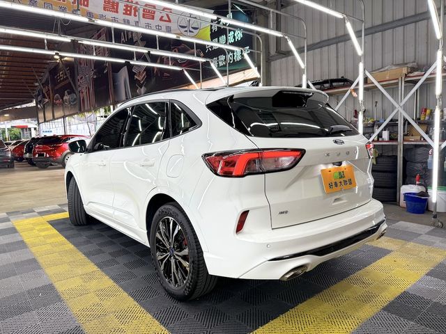 FORD福特 KUGA  第18張相片