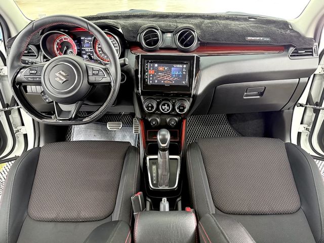 SUZUKI鈴木 SWIFT  第2張相片