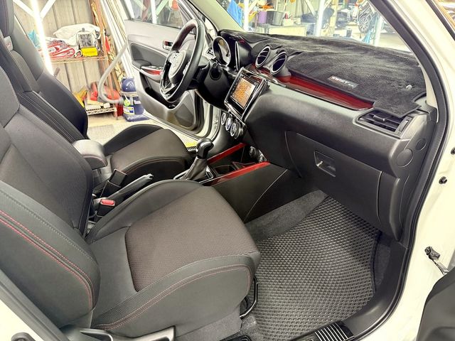 SUZUKI鈴木 SWIFT  第16張相片