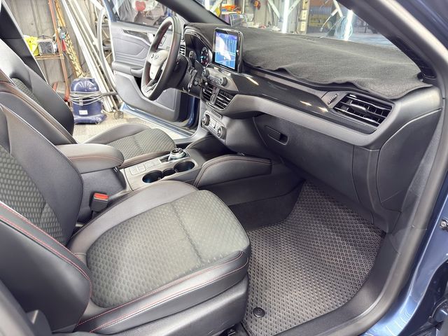 FORD福特 FOCUS  第16張相片