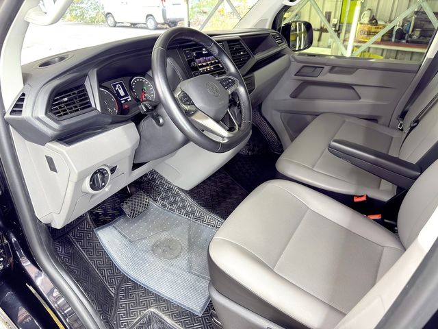 VOLKSWAGEN福斯 T6 CARAVELLE  第13張相片
