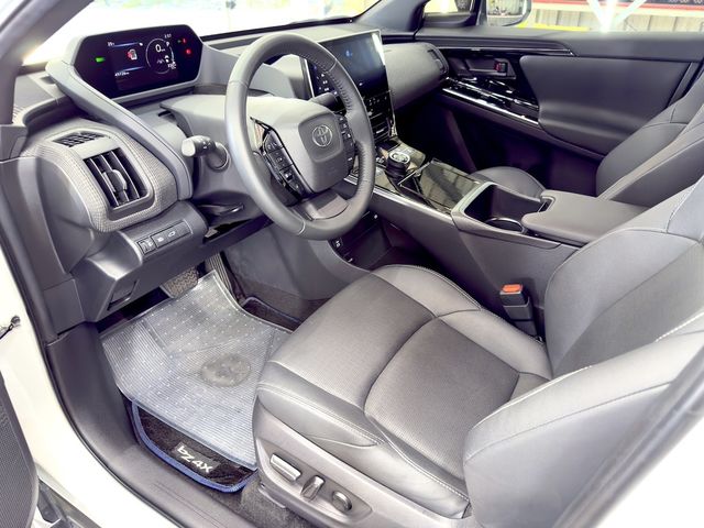 TOYOTA豐田 BZ4X  第13張相片