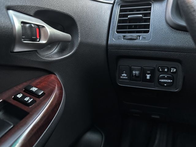 TOYOTA豐田 ALTIS  第6張相片