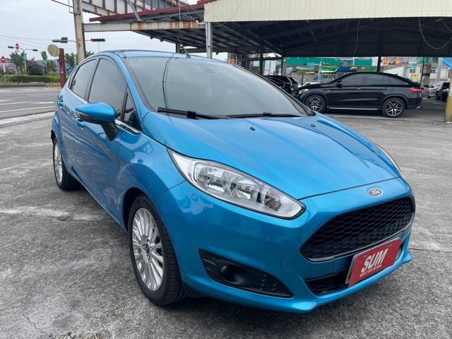 FIESTA  第2張相片