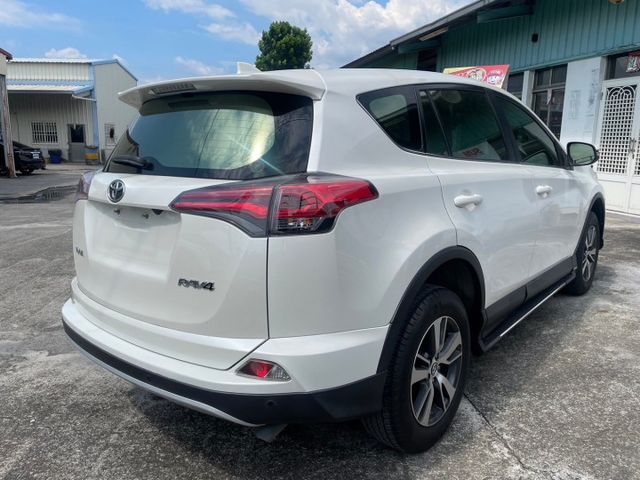 RAV4  第11張相片