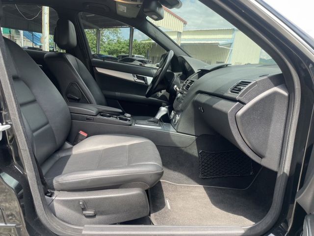 C-CLASS W204  第5張相片