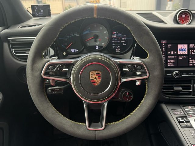 MACAN  第8張相片