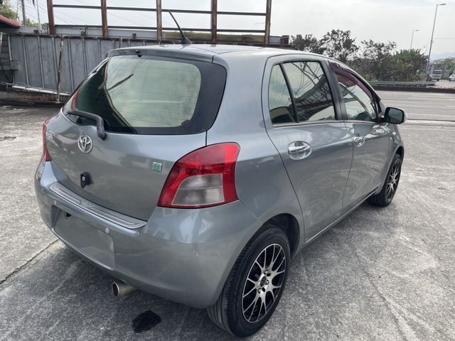 YARIS  第8張相片