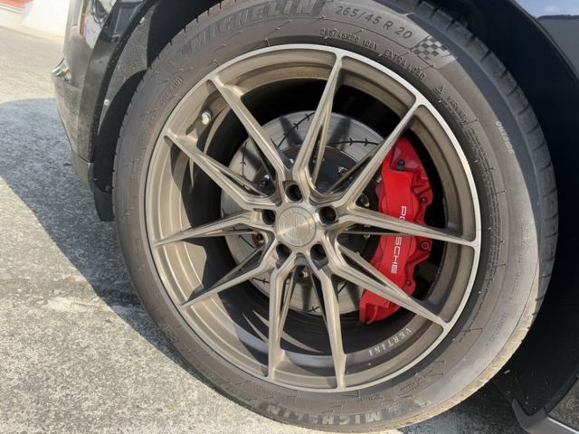 MACAN  第10張相片