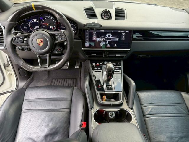 CAYENNE COUPE  第4張相片