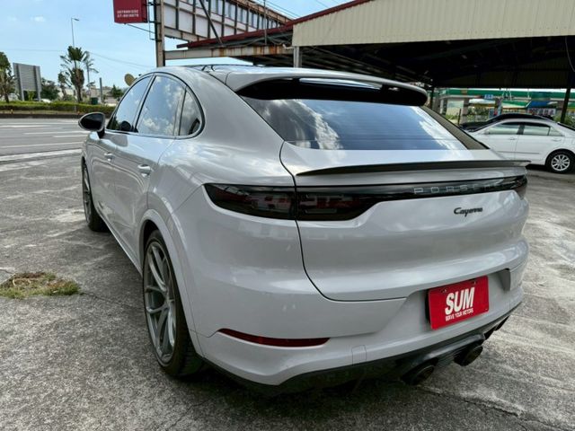 CAYENNE COUPE  第11張相片