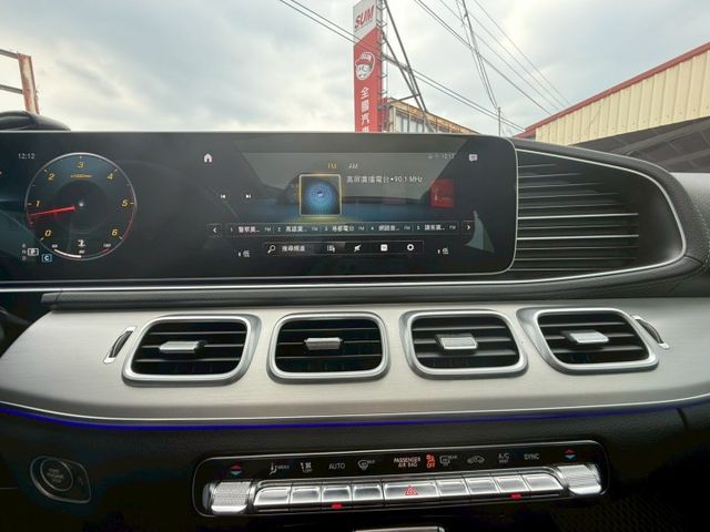 GLE-CLASS  第11張相片