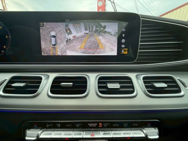 GLE-CLASS  第12張相片
