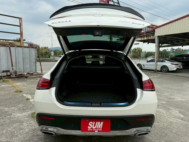 GLE-CLASS  第14張相片