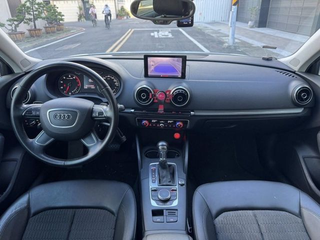 A3 SEDAN  第2張相片