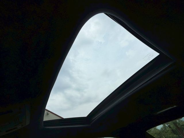 紅內裝， 天窗 ，免鑰匙進入，F-Sport  第10張相片