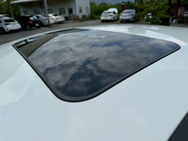 ELANTRA  第3張相片