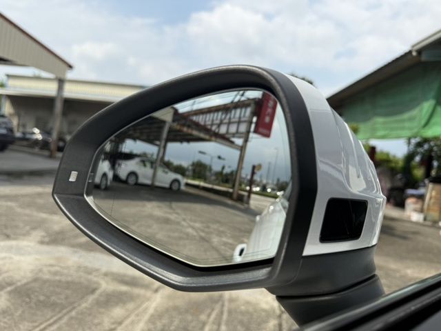 A4 AVANT  第7張相片