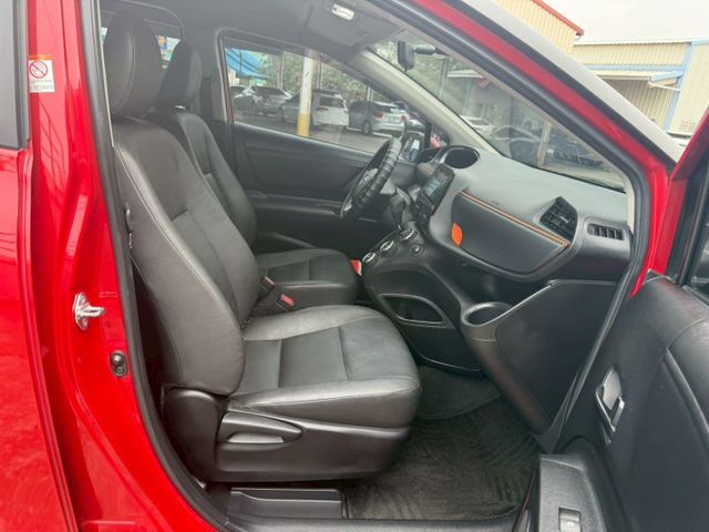 SIENTA  第9張相片