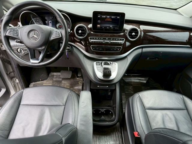 V-CLASS W447  第4張相片