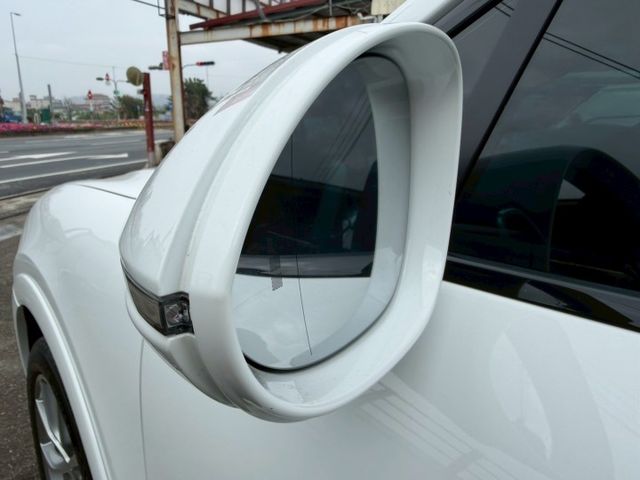 CAYENNE COUPE  第4張相片