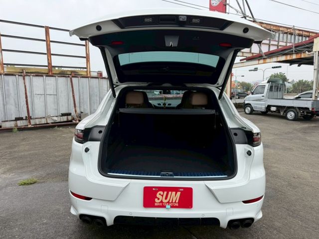 CAYENNE COUPE  第14張相片