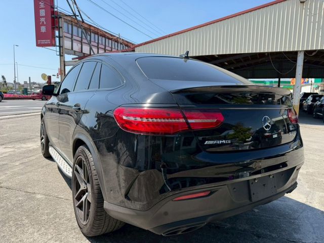 GLE-CLASS COUPE  第14張相片